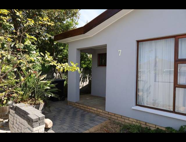 3 BEDROOM HOUSE FOR SALE IN EERSTERIVIER INDUSTRIA